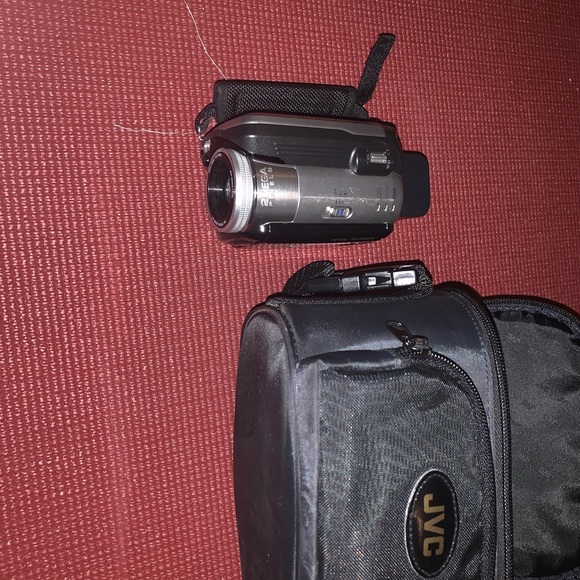 JVC camcorder - Picture 2 of 2